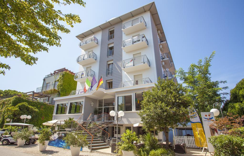 Hotel New Castle Cesenatico Kültér fotó