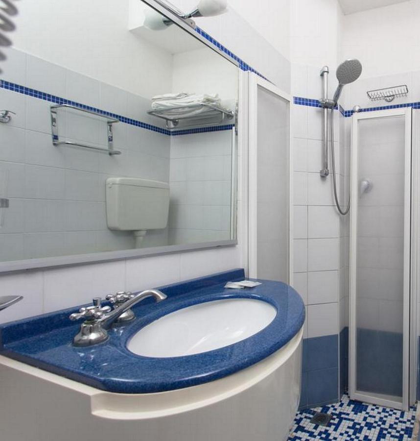 Hotel New Castle Cesenatico Kültér fotó